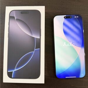 Apple iPhone 16 Pro Max 256GB - Black